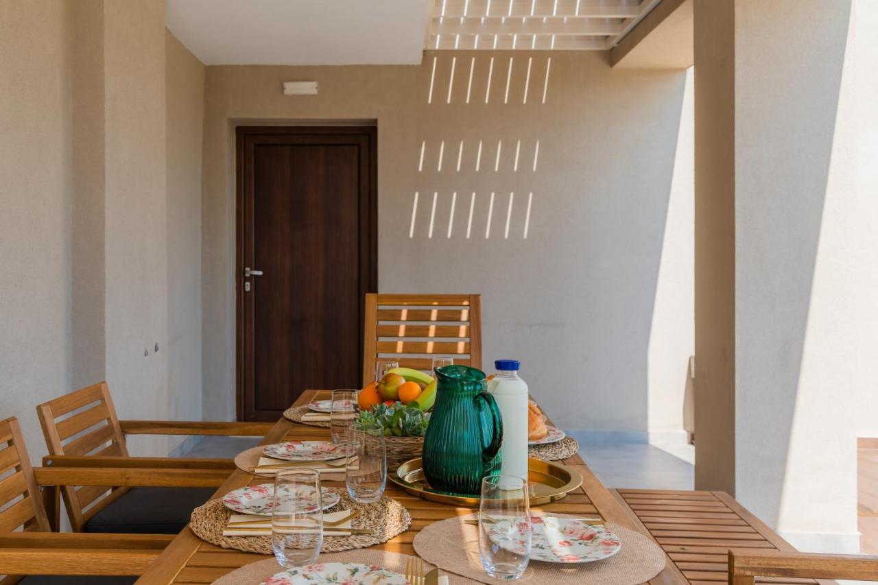 Melena Premium Suites Roda  Extérieur photo