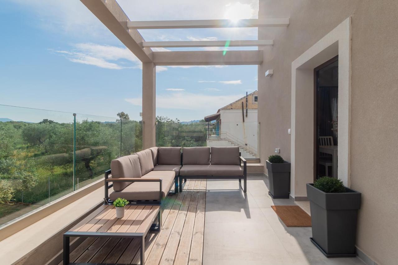Melena Premium Suites Roda  Extérieur photo